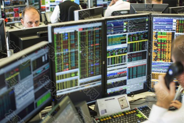 2024年12月31日:摩根大通外汇交易主管认为特朗普将提振外汇交易量